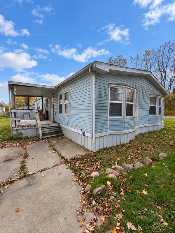 6697 Ervin, Marlette, MI 48453