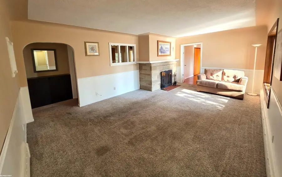 34575 Moravian, Sterling Heights, MI 48312 - #2