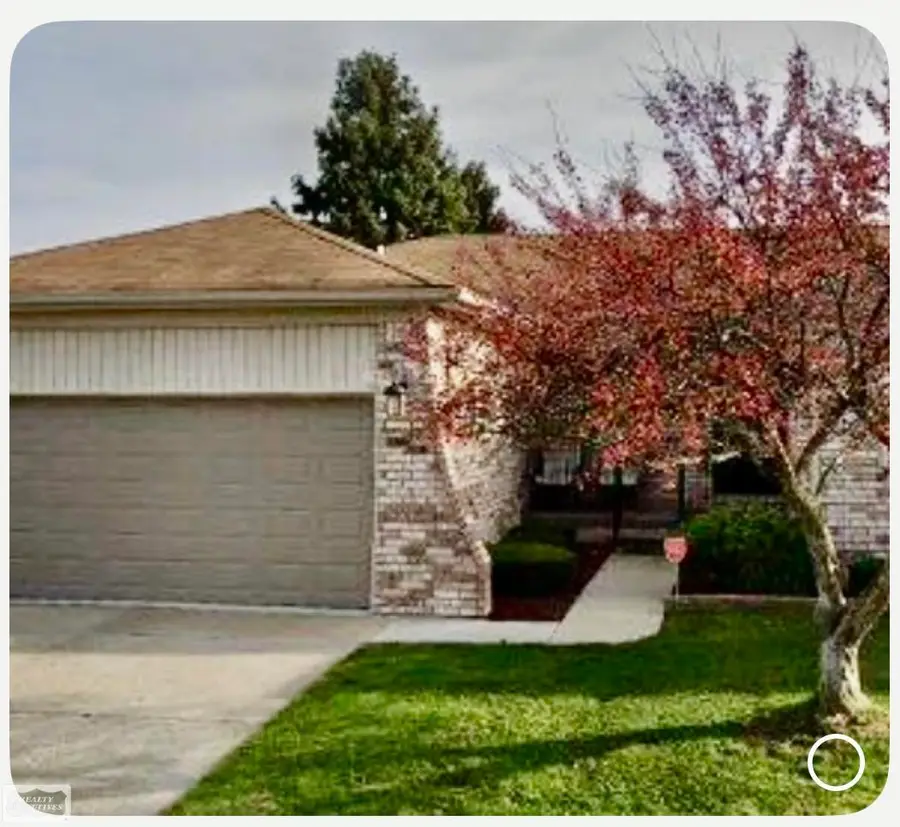 43642 Lakeview, Sterling Heights, MI 48313 - #2