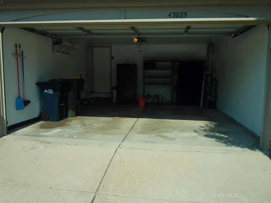 43885 Stoney, Sterling Heights, MI 48313 - #3