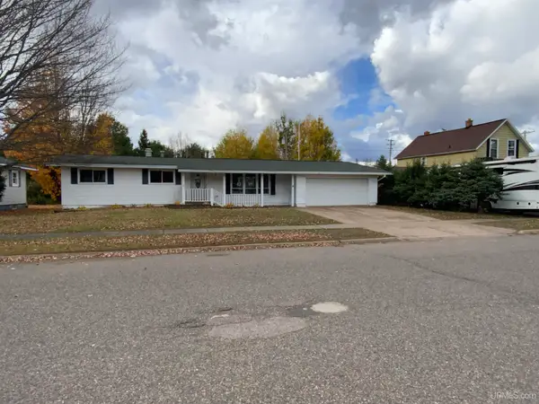 137 Hemlock, Republic, MI 49879