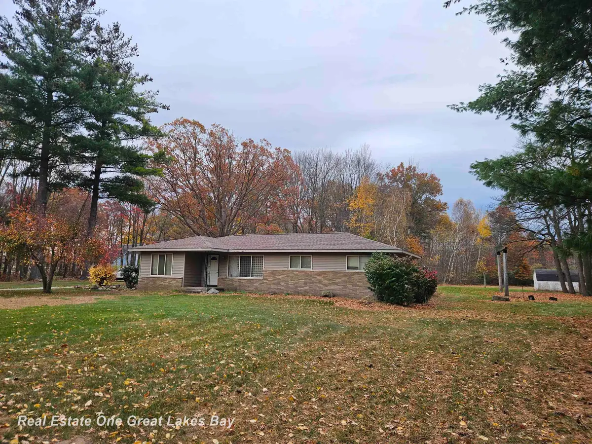 2801 W Birch Run, Burt, MI 48417 - #1