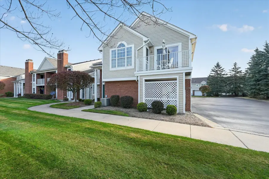 4101 Berkshire, Sterling Heights, MI 48314 - #3
