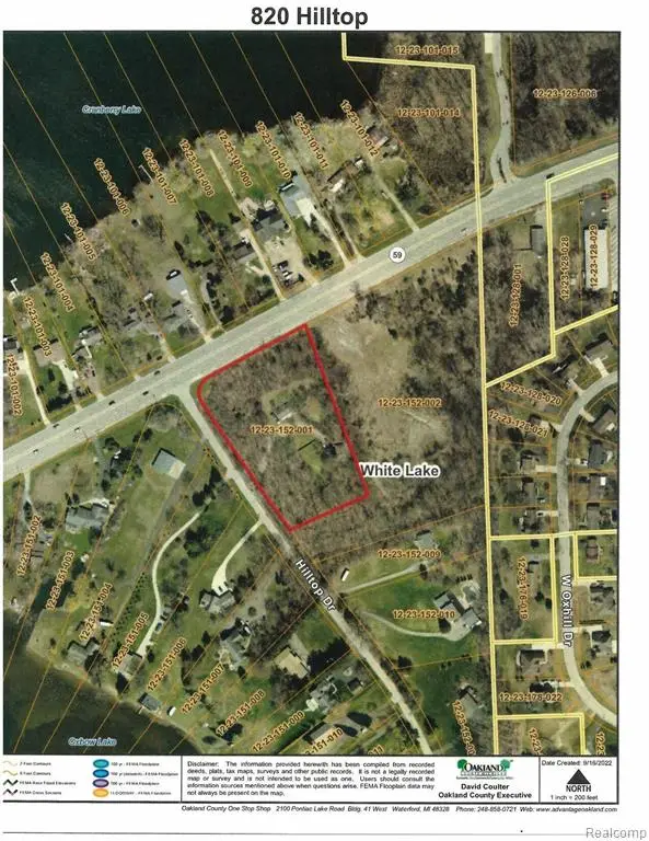 820 Hilltop, White Lake, MI 48386