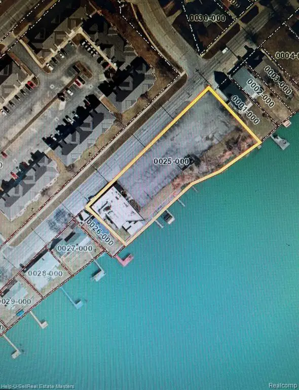 3136 Military, Port Huron, MI 