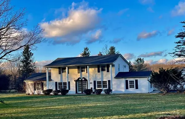 6170 Gregory, Dexter, MI 48130