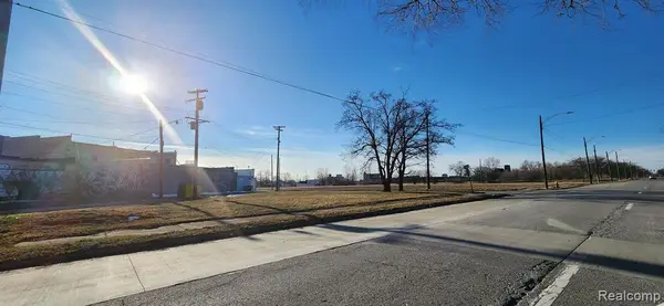 4261 Rosa Parks, Detroit, MI 48208