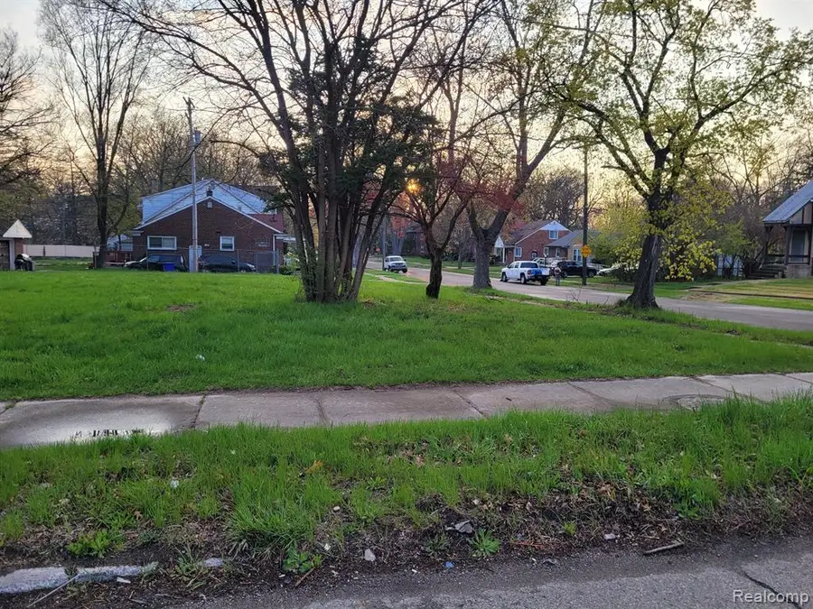 18435 Lahser, Detroit, MI 48219 - #3