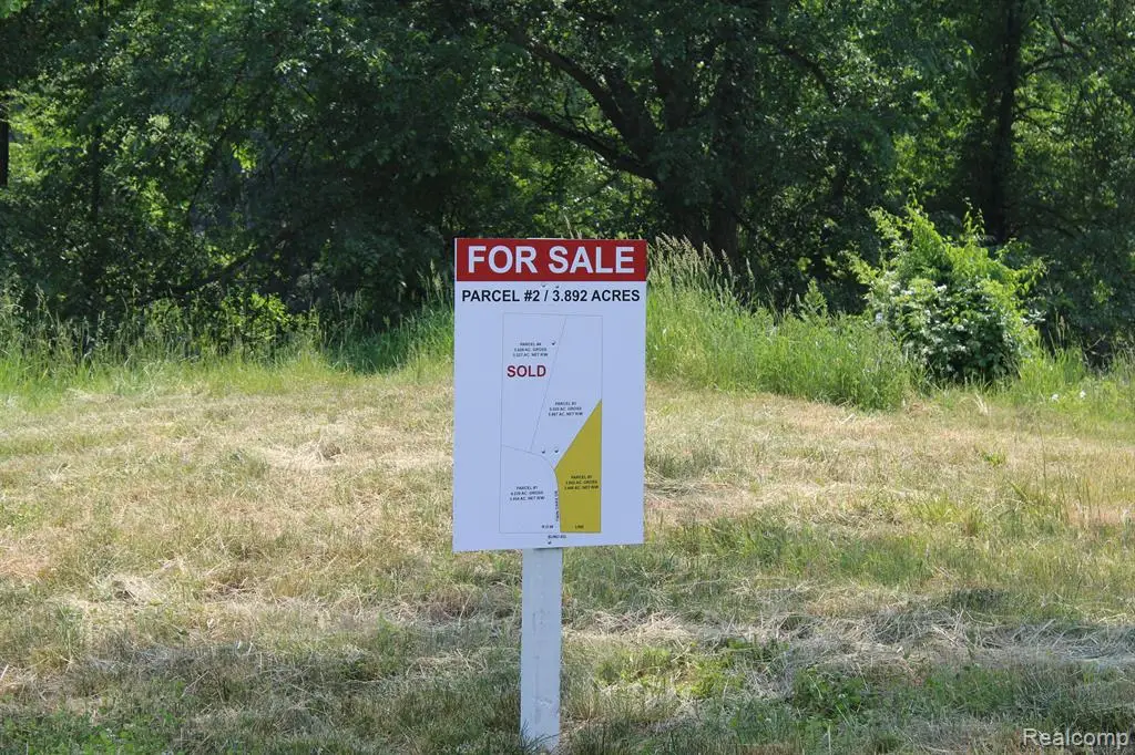 2722 Twin Oaks, Milford, MI 48381 - #1