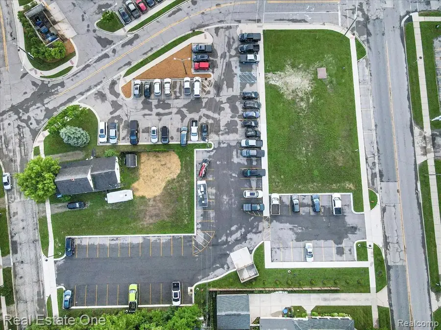 Building A of P E Burdick, Oxford, MI 48371 - Image #2