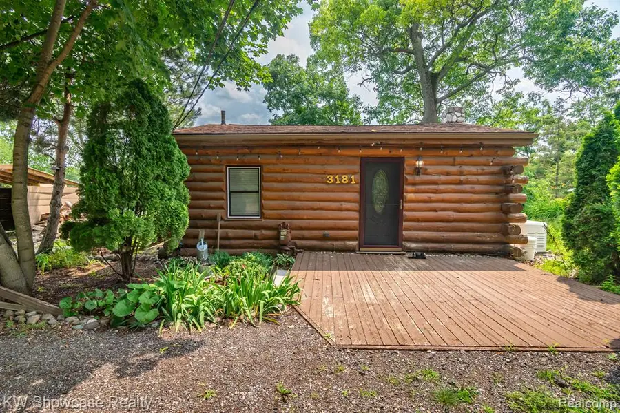 3181 Granda Vista, Milford, MI  - Image #3