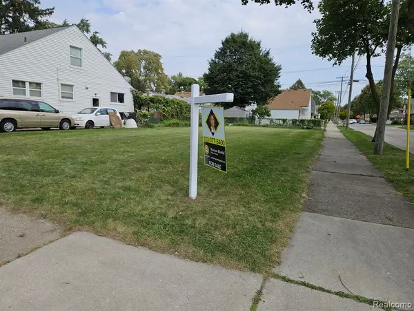 7800 Coleman, Dearborn, MI 48126