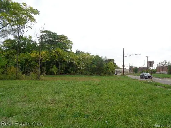 5266 Linwood, Detroit, MI 48208