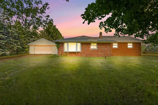 408 Howell, Allenton, MI 