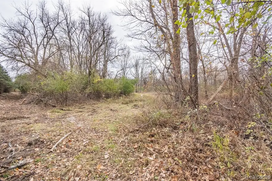 000 Michigan, Belleville, MI 48111 - Image #2