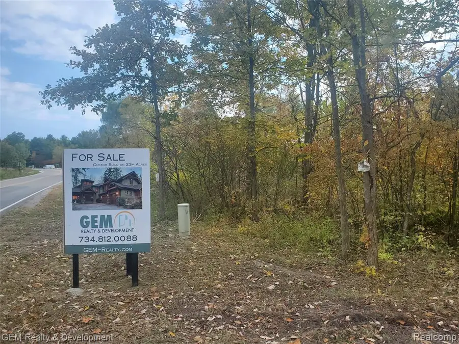 5700 Seven Mile, South Lyon, MI 48178 - #3