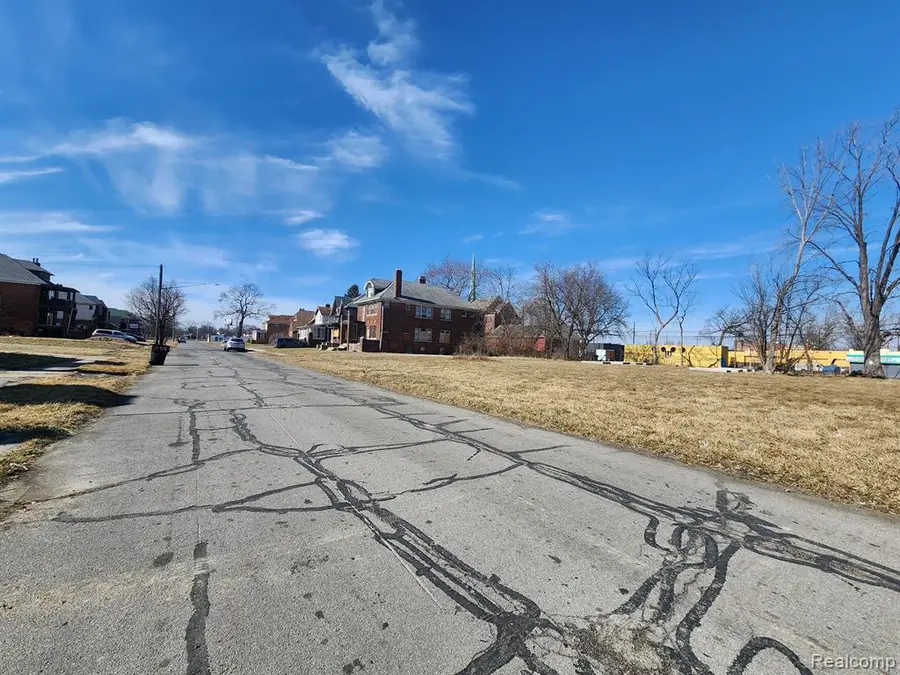 623 W Brentwood, Highland Park, MI  - Image #3