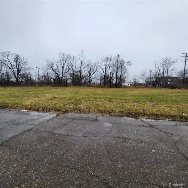 2206 Saint Joseph, Detroit, MI 48207