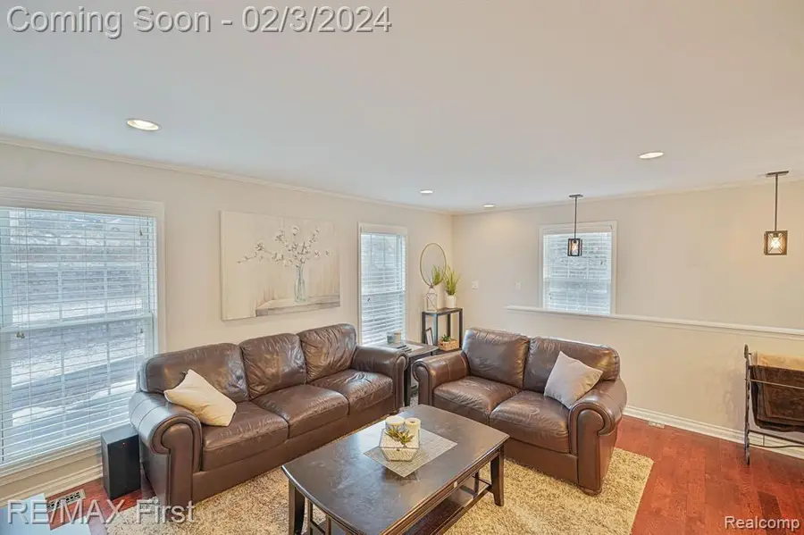 276 1st, Rochester, MI 48307 - #3