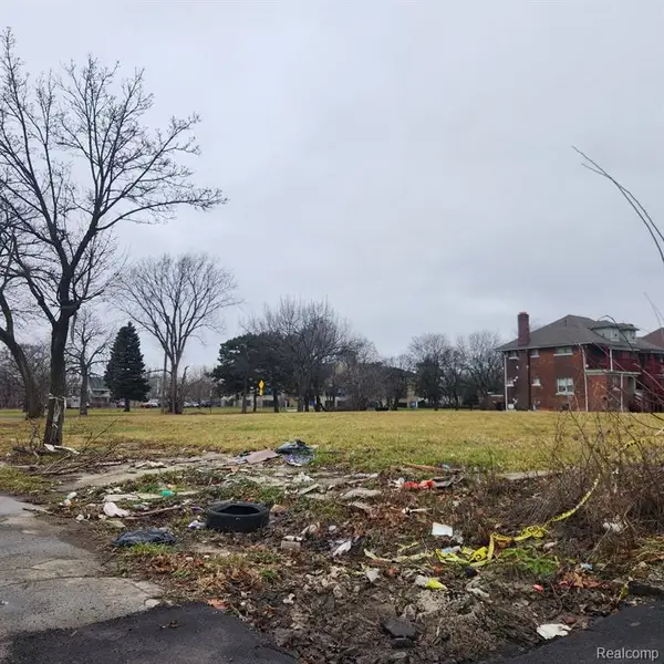 1830 W Grand, Detroit, MI 48208