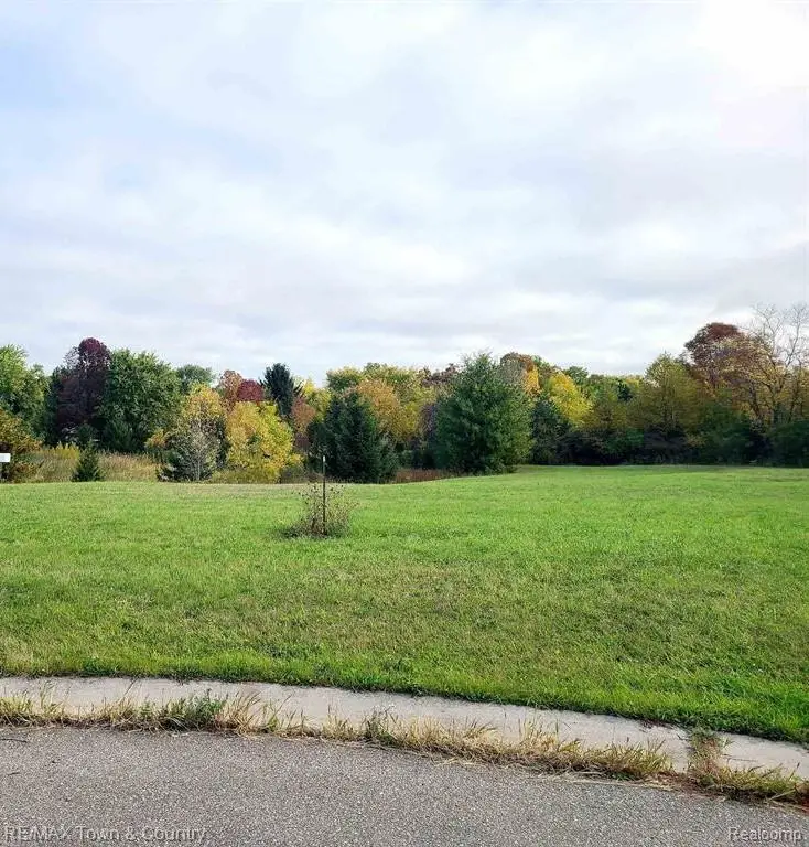 2444 Shadegrove, Flushing, MI 48433 - #1