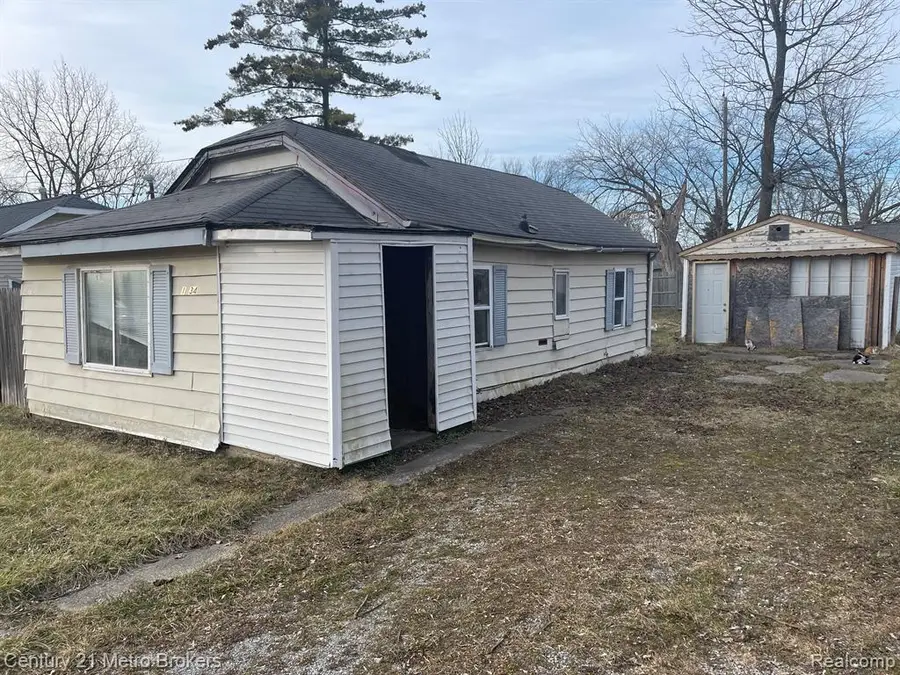 1034 W Bergin, Flint, MI 48507 - #2
