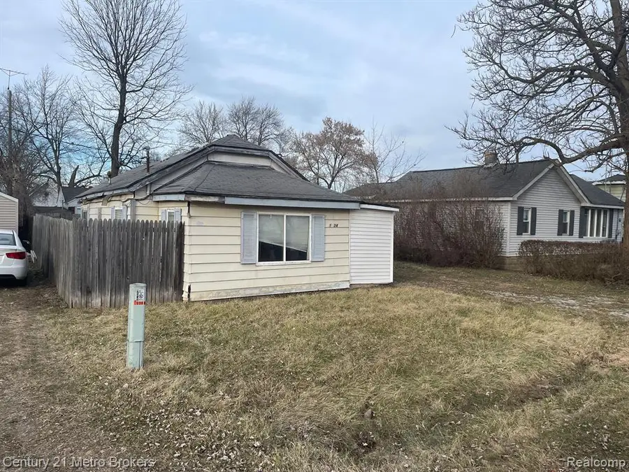 1034 W Bergin, Flint, MI 48507 - #3