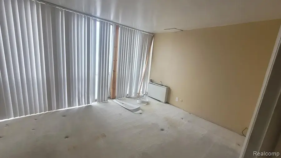 1917 Orleans #49, Detroit, MI  - #3