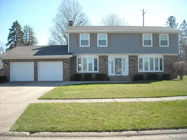 1216 Pleasantview, Flushing, MI 