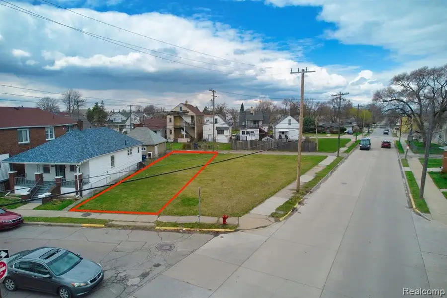 5013 Evaline, Hamtramck, MI 48212 - #2