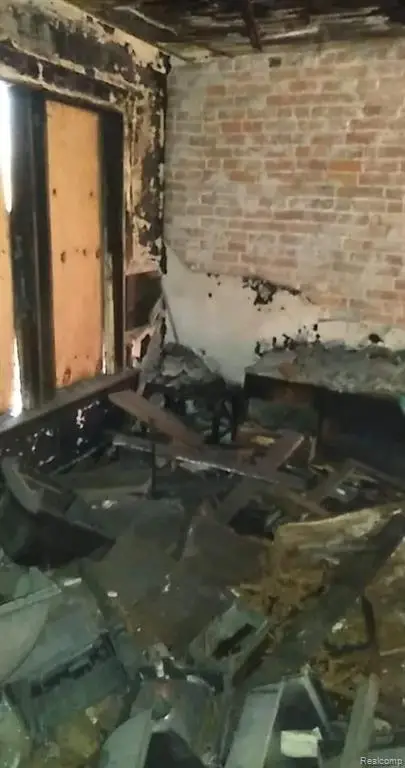 6834 Charlevoix, Detroit, MI 48207 - #3