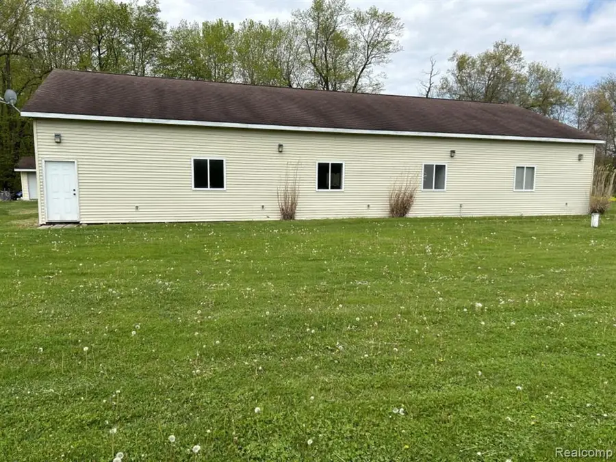 10069 Silver Lake, Linden, MI 48451 - #3