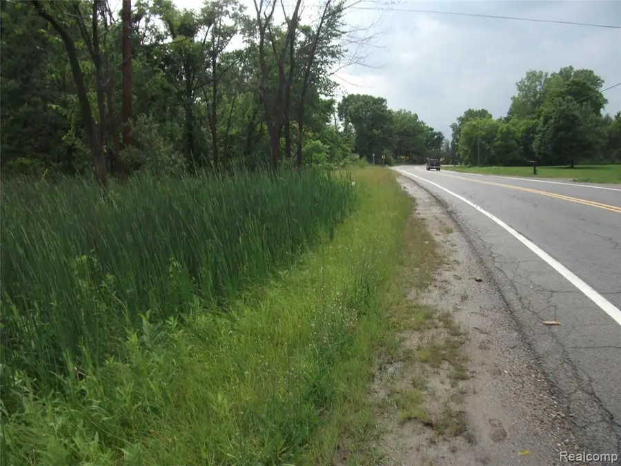0000 Kathleen Lk, Ortonville, MI 48462 - Image #3