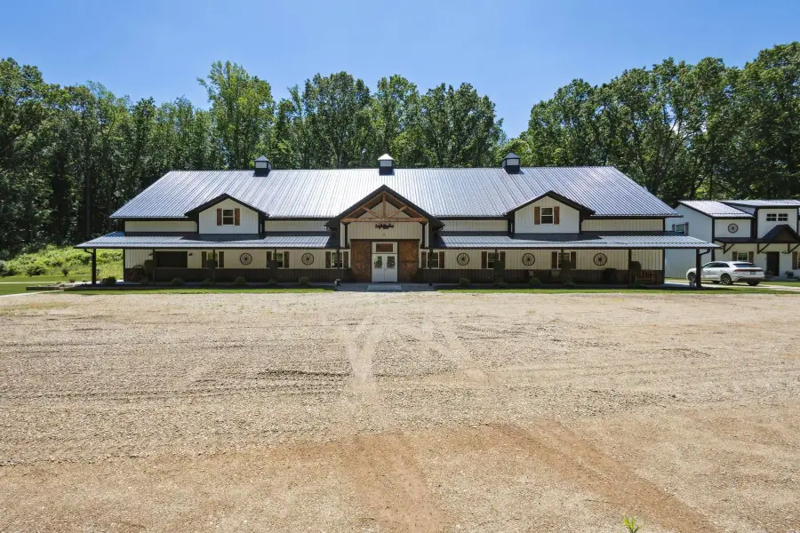 15165 Main, Buchanan, MI 49107 - #2