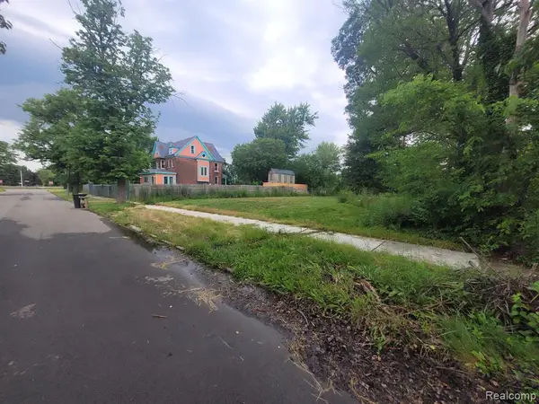 5202 Stanton, Detroit, MI 48208