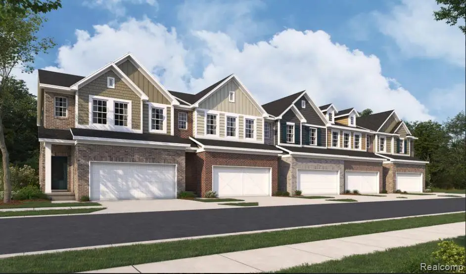 800 Balmoral Ln, Troy, MI 48085 - Image #1