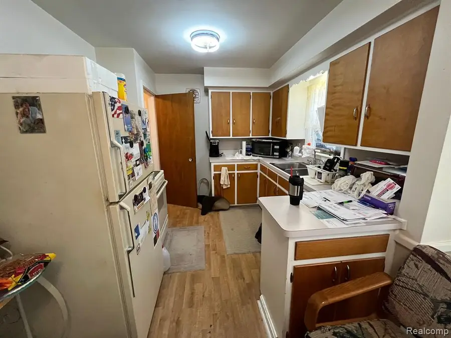 1826 Greenbrook, Flint, MI 48507 - #3