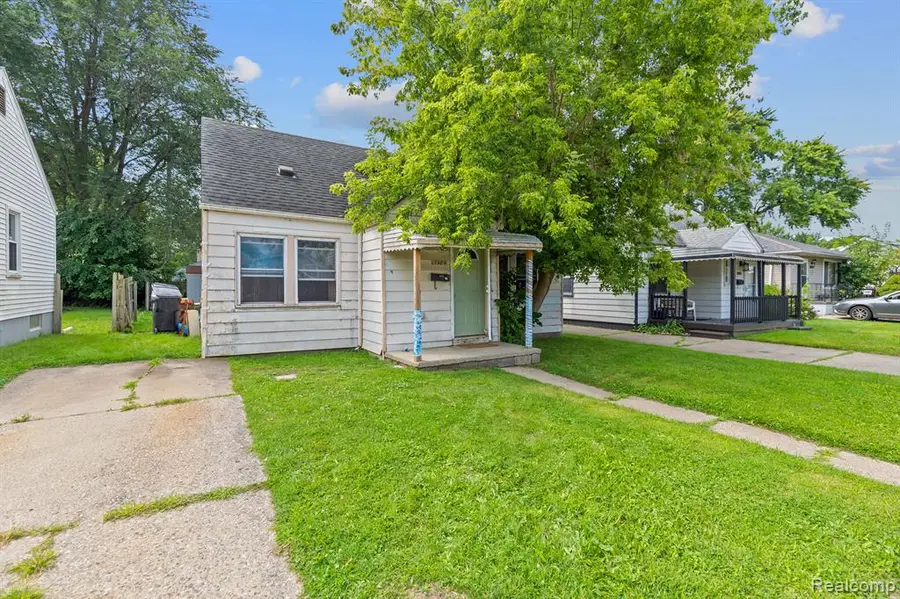 17484 Lowell, Roseville, MI 48066 - #3