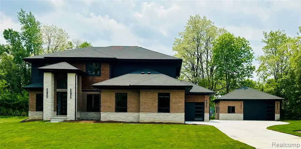 9 Annandale, Leonard, MI  - Image #1