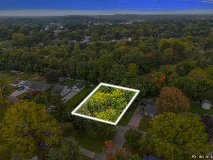 000 Waterloo, Waterford, MI 48329 - #3