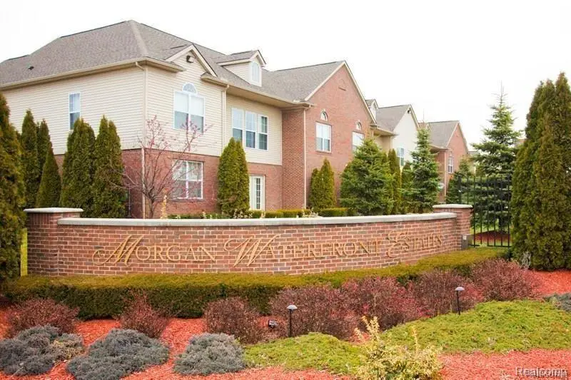 200-21 Sea Breeze, Detroit, MI 48214 - Image #1