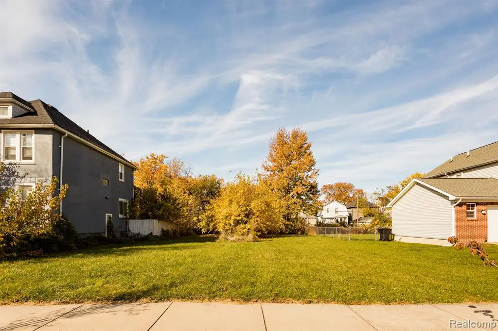 553 Alger, Detroit, MI 48202 - #1