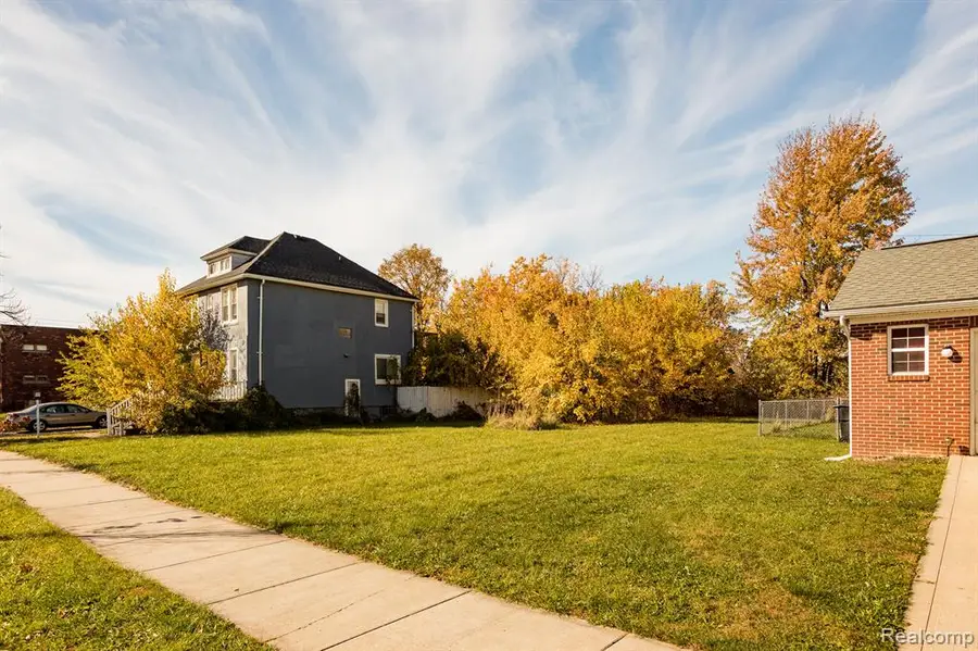 553 Alger, Detroit, MI 48202 - #2