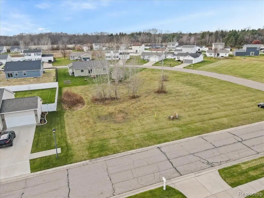 3104 Dahlia, Burton, MI 48519 - #2