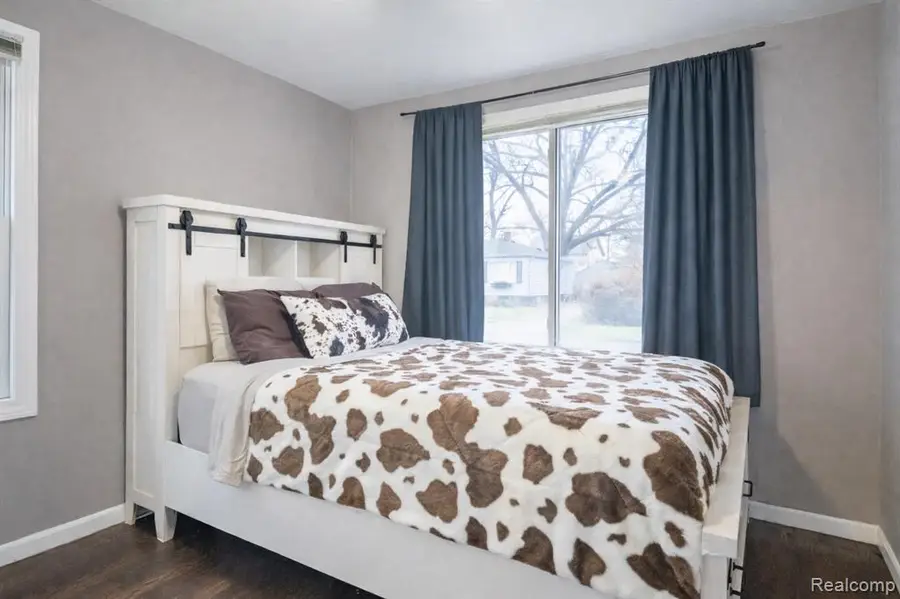 1553 Silman, Ferndale, MI 48220 - #3