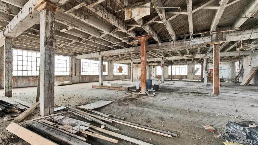 2941 E Warren, Detroit, MI  - Image #3