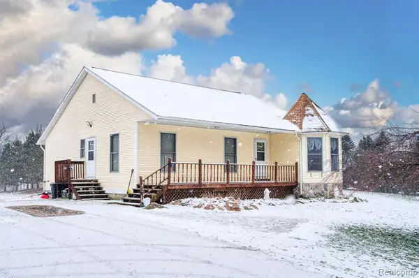 2977 Oakley, Stockbridge, MI 49285