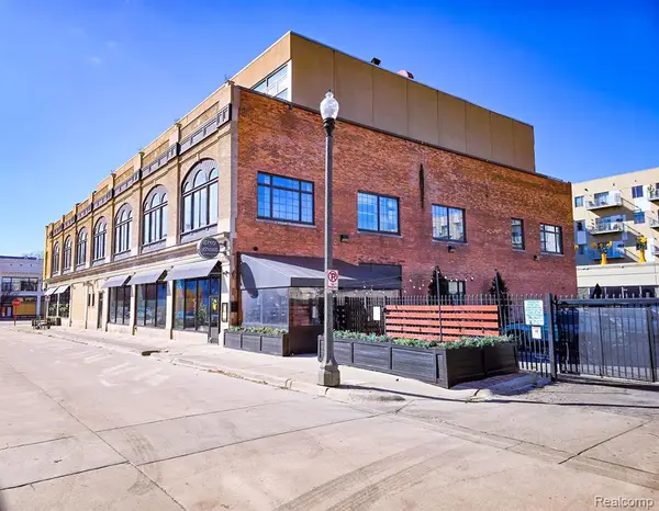 3100 Woodward #205, Detroit, MI 48201