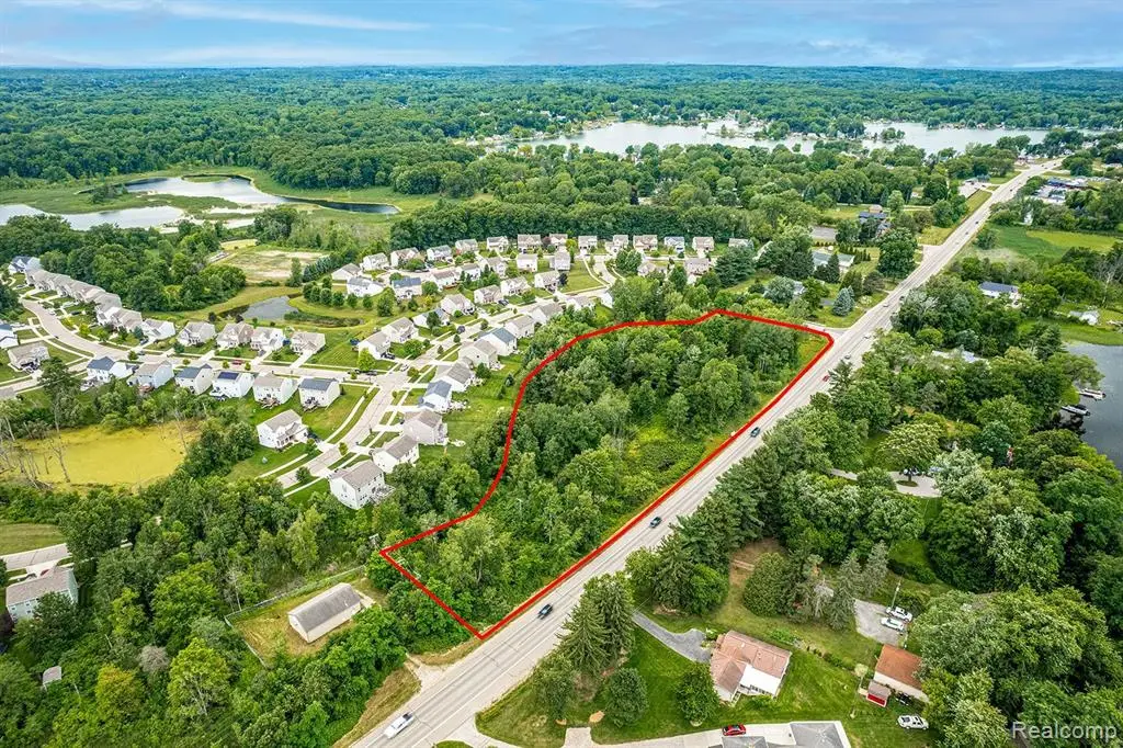 2436 Ortonville, Ortonville, MI 48462 - #1