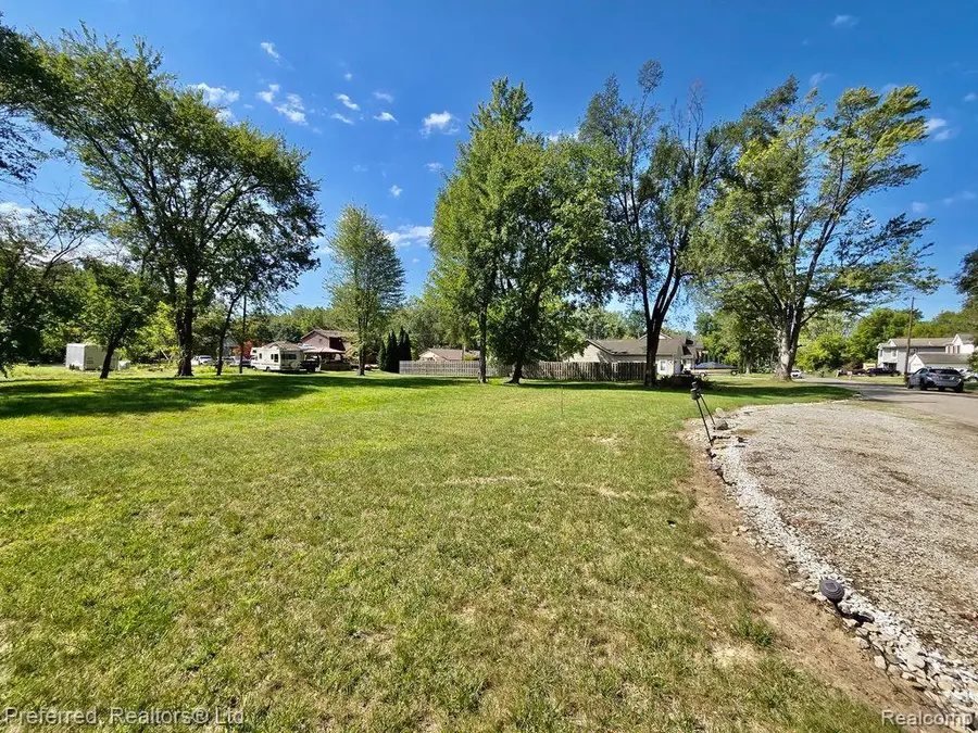 35841 Vinewood, Romulus, MI  - Image #2